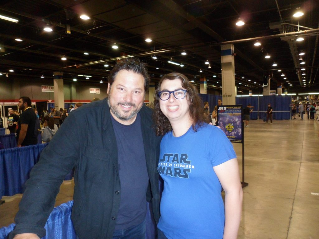 Greg Grunberg and Danielle Solzman at Wizard World Chicago 2019.