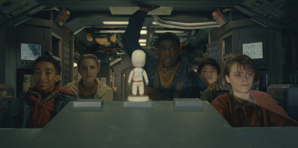 Isaiah Russell-Bailey as Caleb, Mckenna Grace as Addison, Thomas Boyce as Marcus, Orson Hong as Borney and Billy Barratt as Dylan in CRATER, exclusively on Disney+.