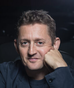 Alex Winter.