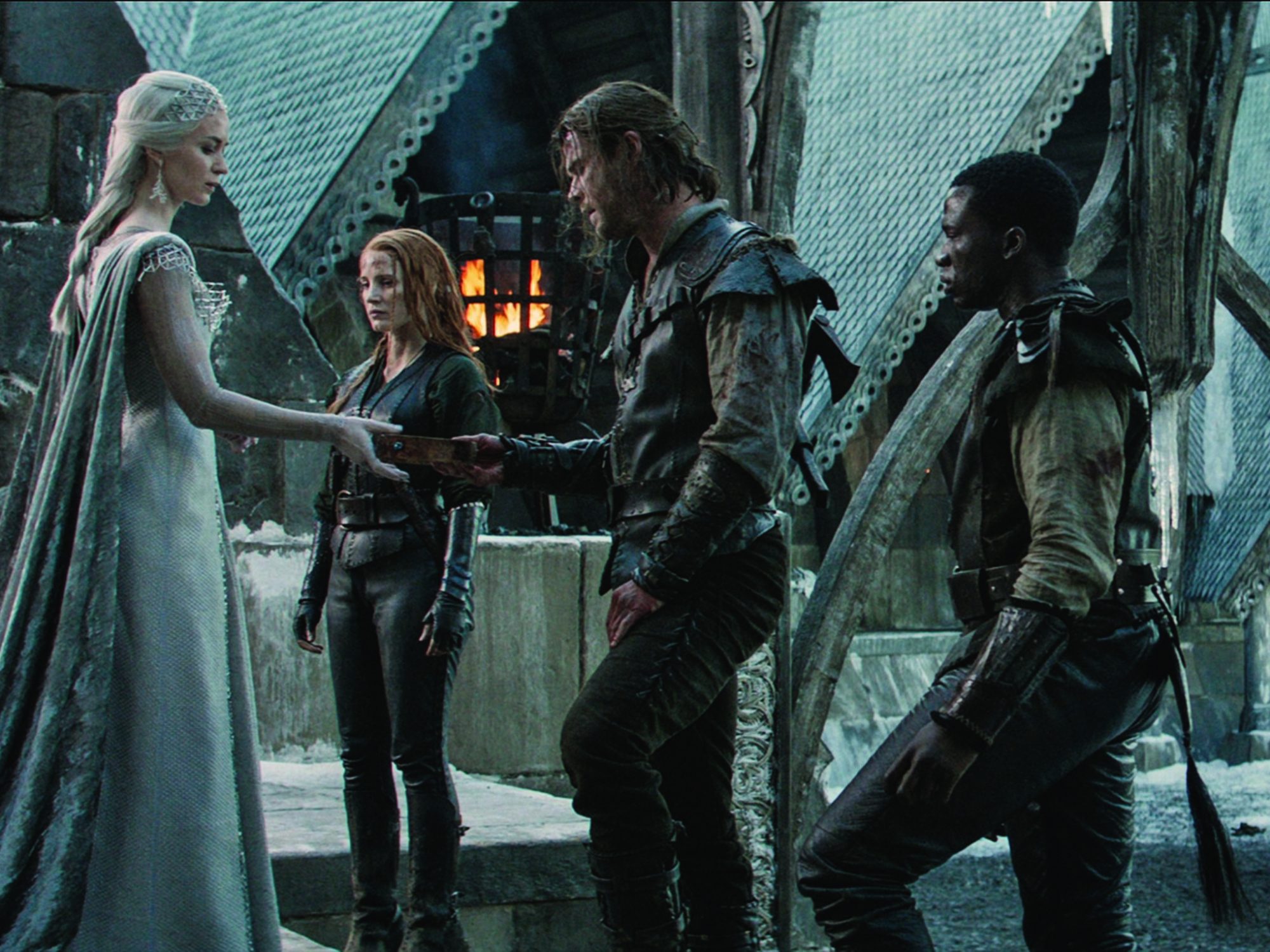 The Huntsman: Winter’s War Isn’t Worth Your Money