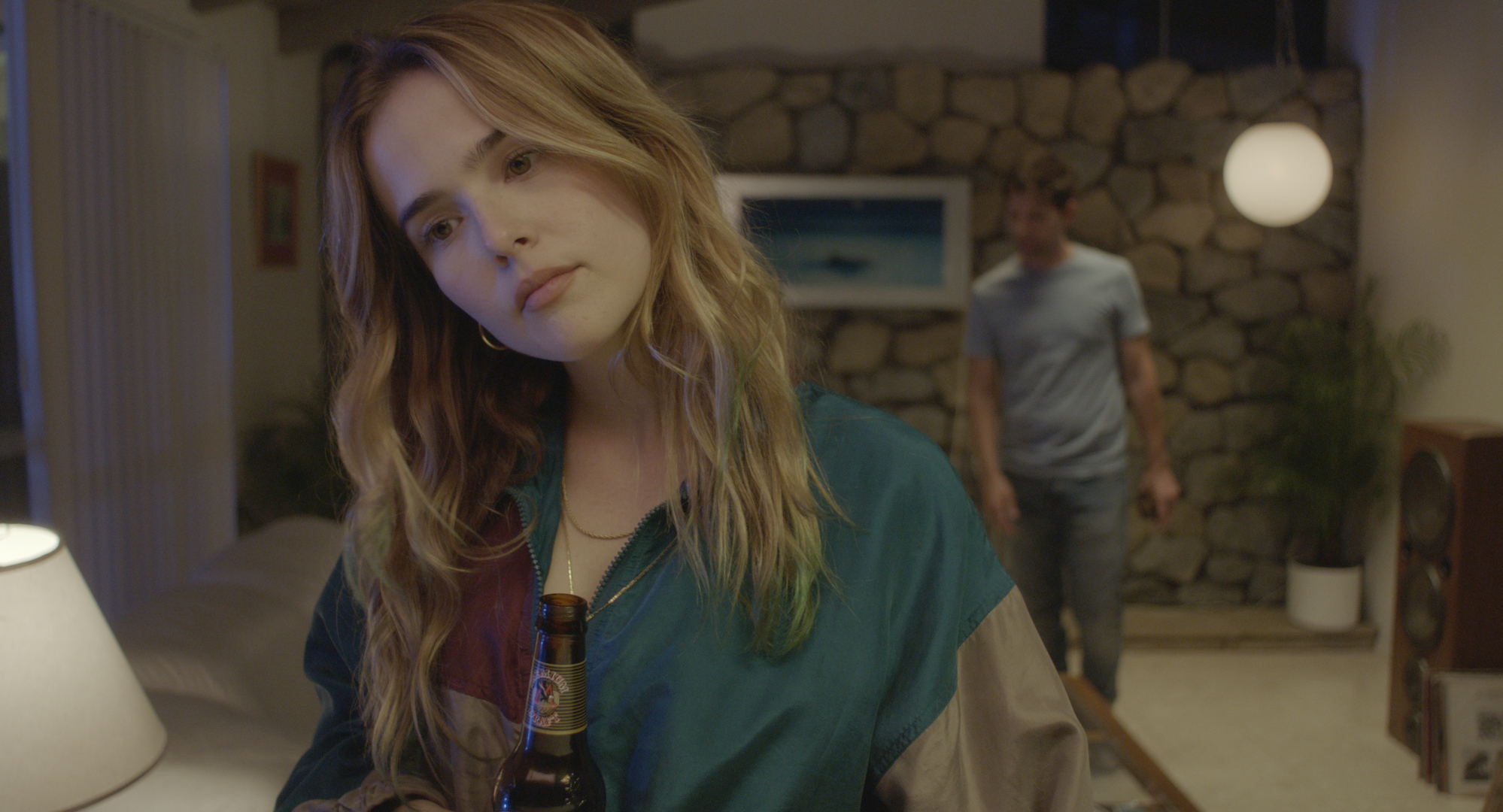 Flower: Zoey Deutch is A Star In The Making