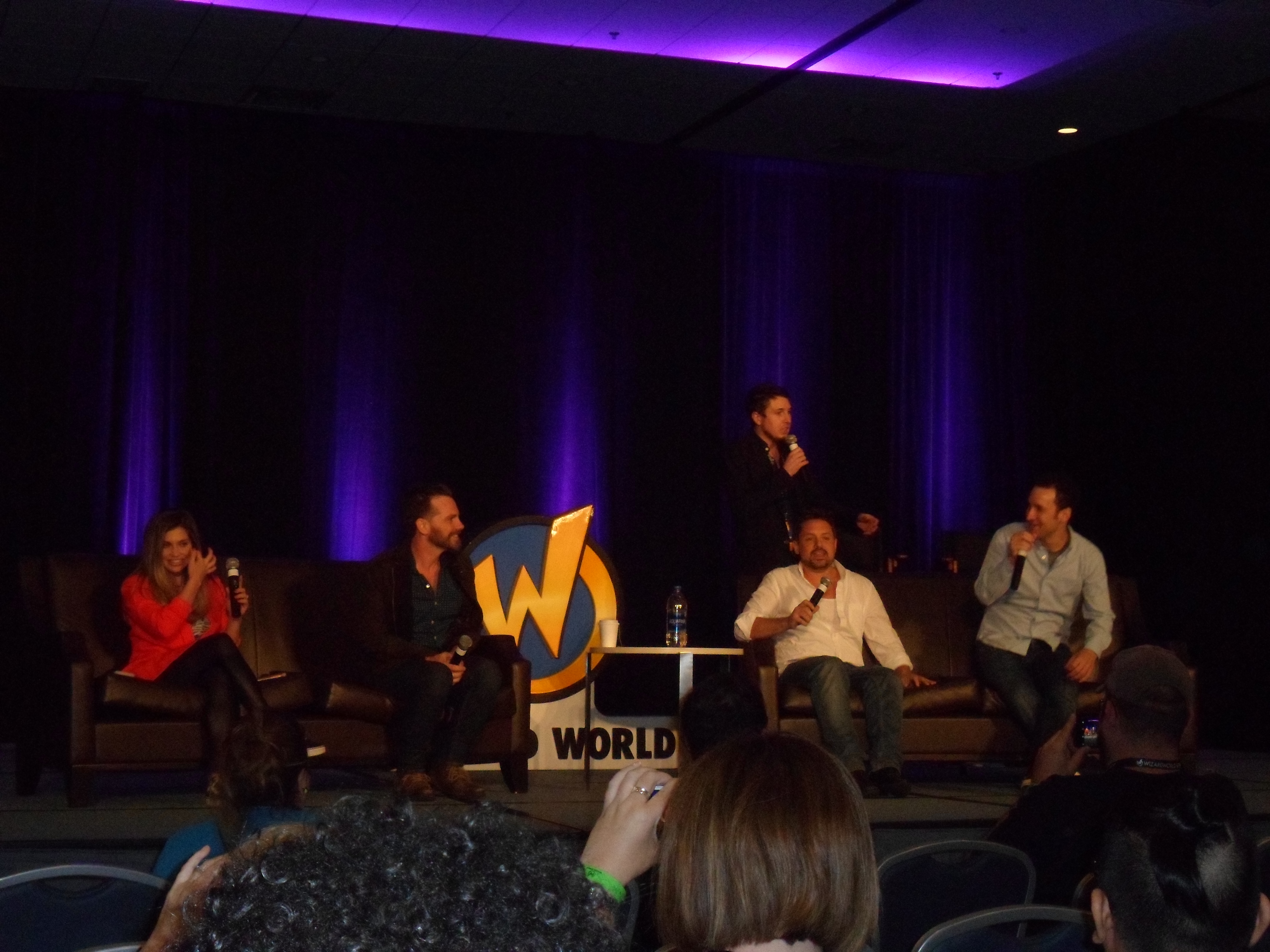 Danielle Fishel, Rider Strong, Will Friedle, and Ben Savage discuss Boy Meets World at Wizard World Chicago.