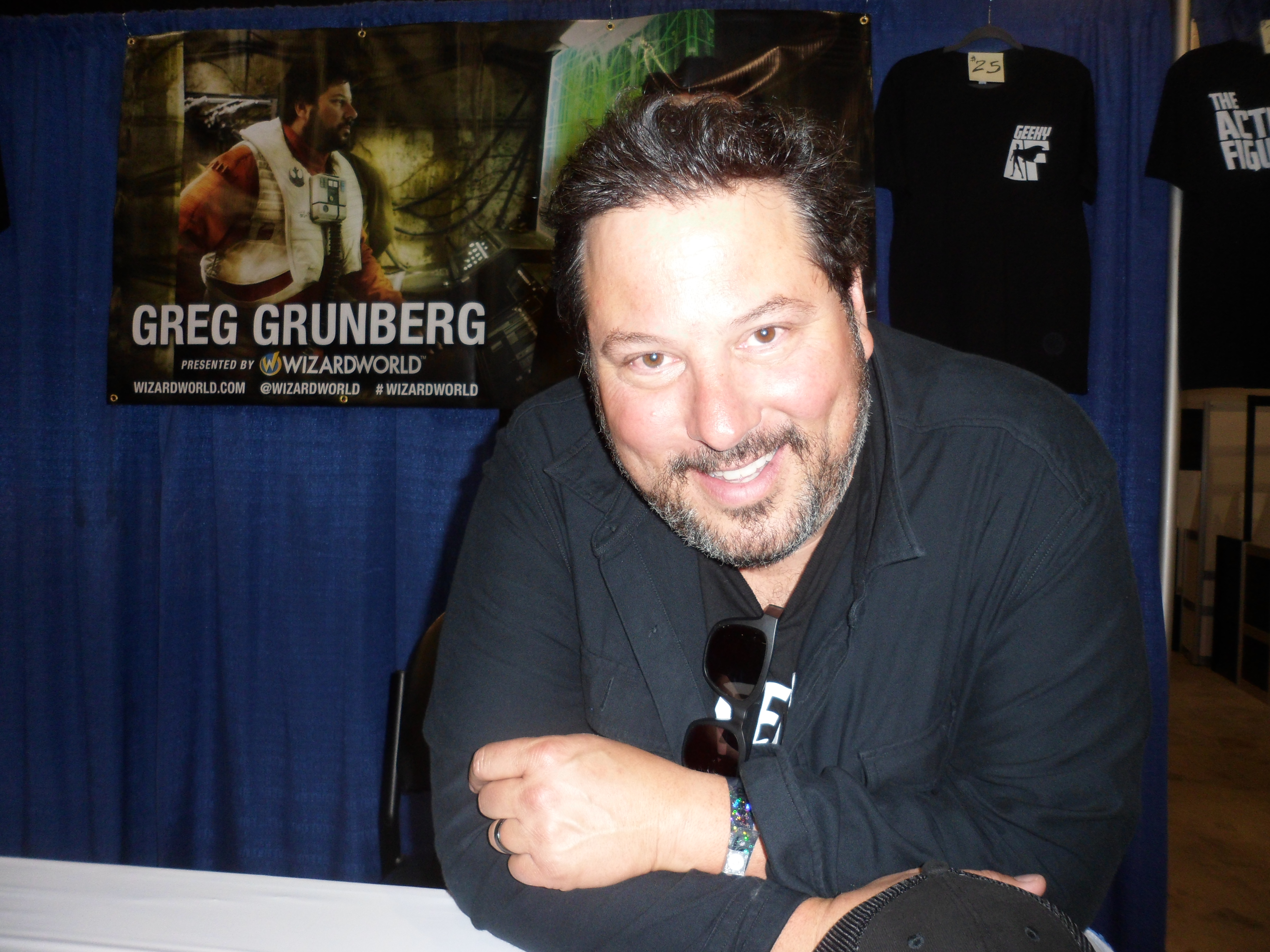 Greg Grunberg attends Wizard World Chicago 2019.