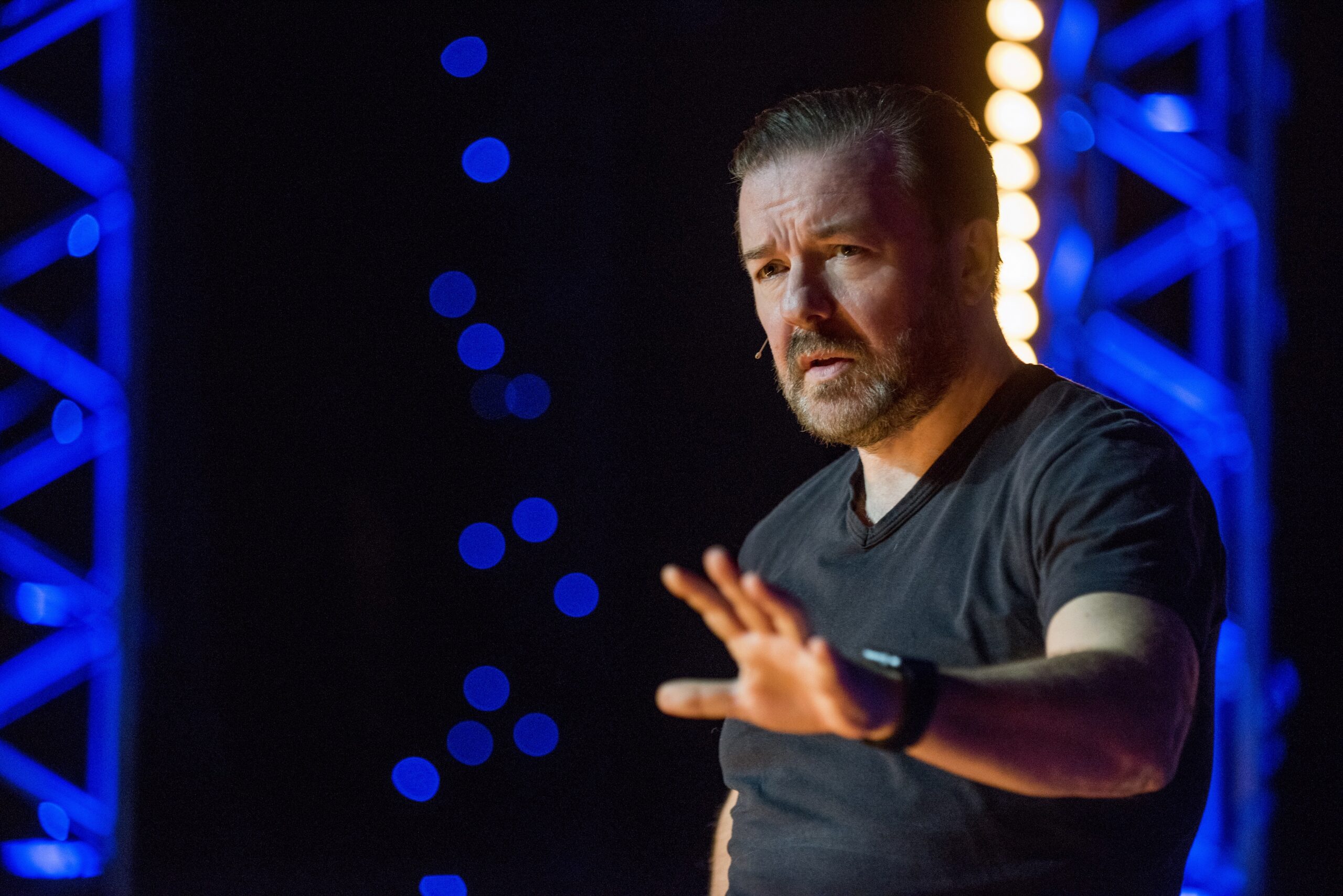 Ricky Gervais Is Transphobic in New Netflix Special