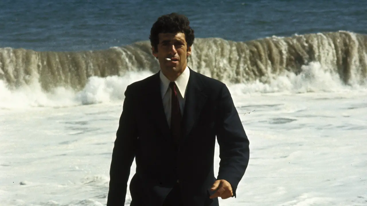 Elliott Gould in The Long Goodbye