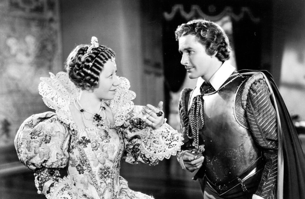 Flora Robson and Errol Flynn in The Sea Hawk.