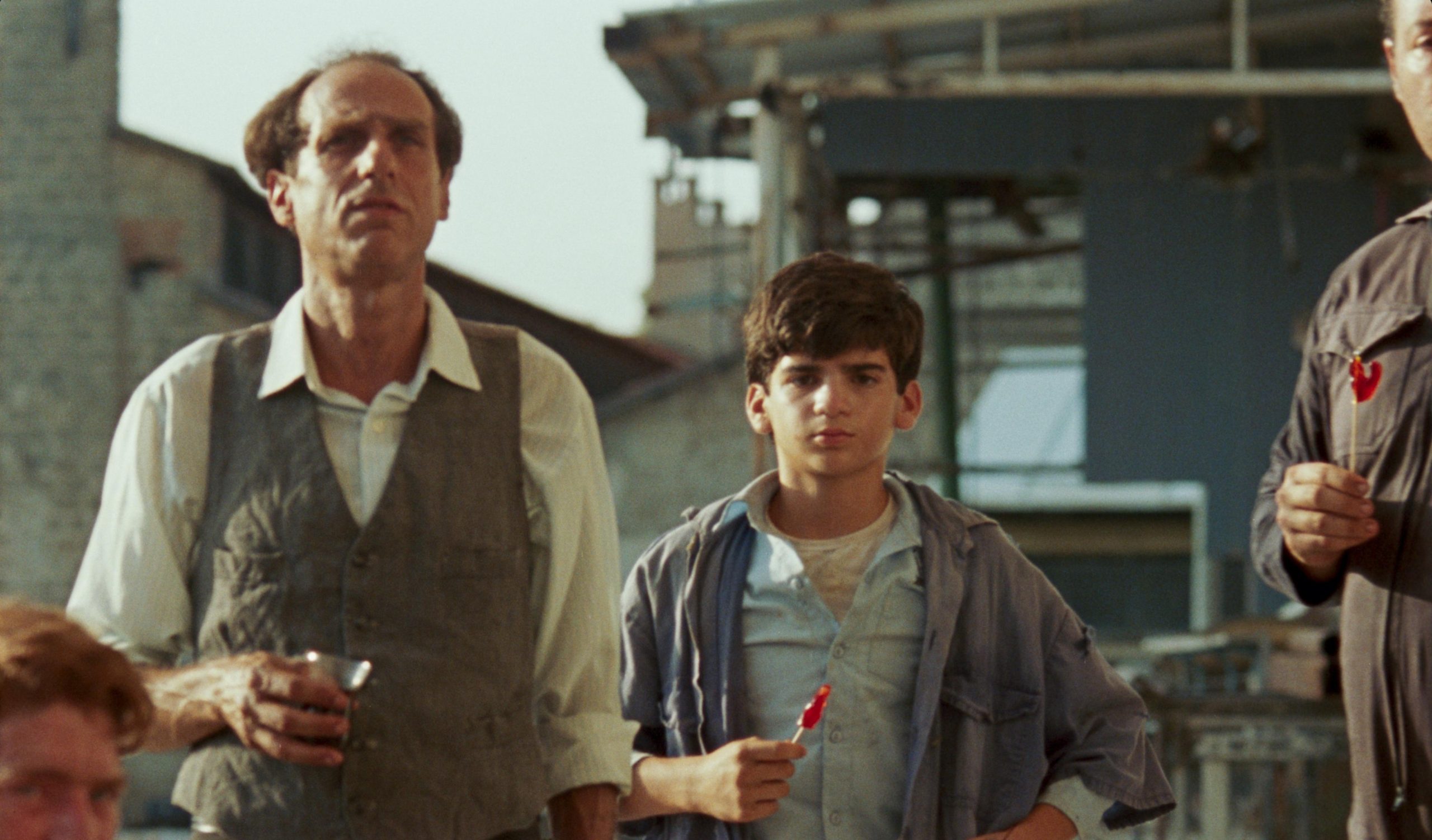 L-R: Ami Smolartchik and Noam Ovadia in June Zero.