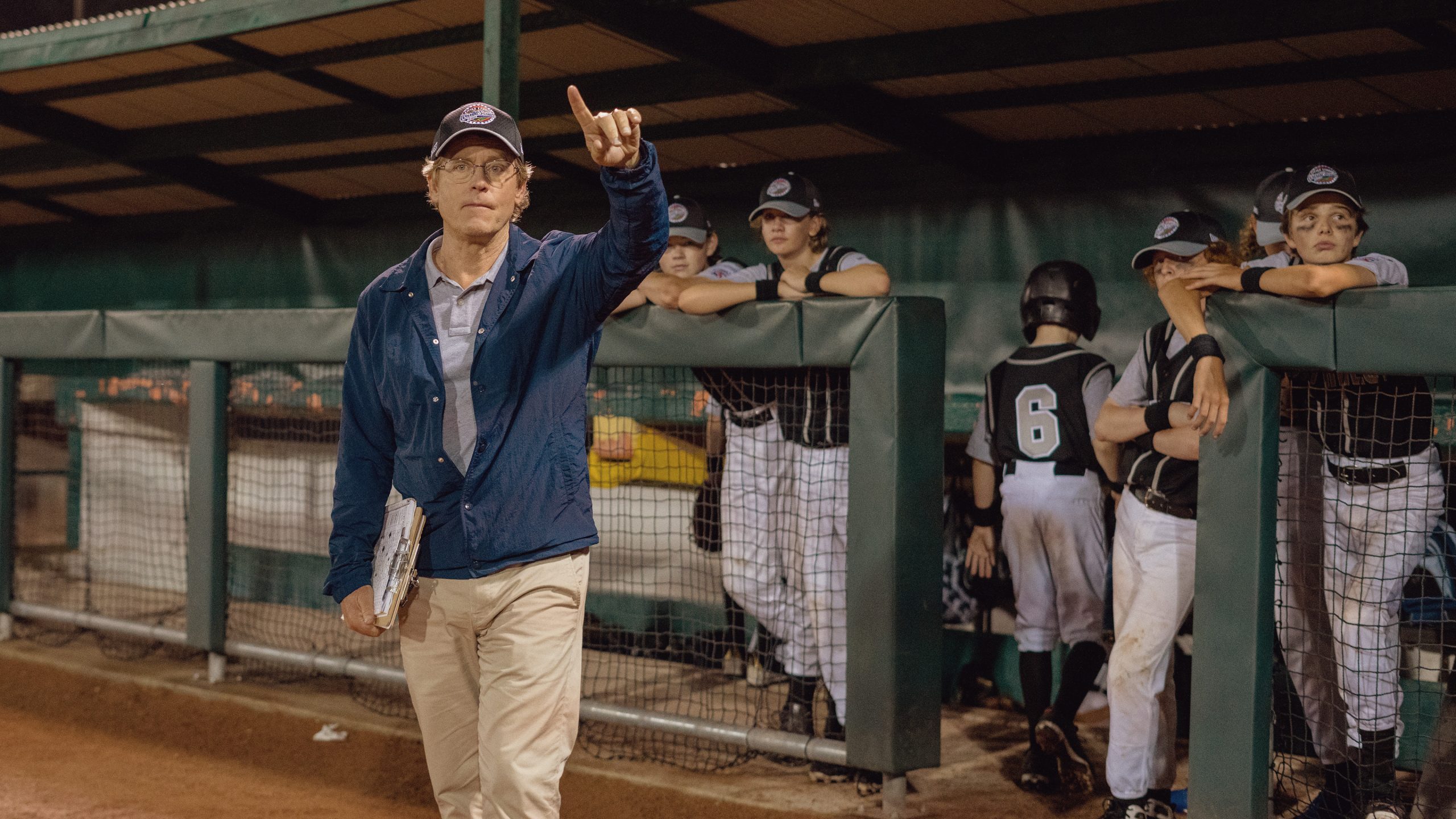 Greg Kinnear and the Westside team in You Gotta Believe.