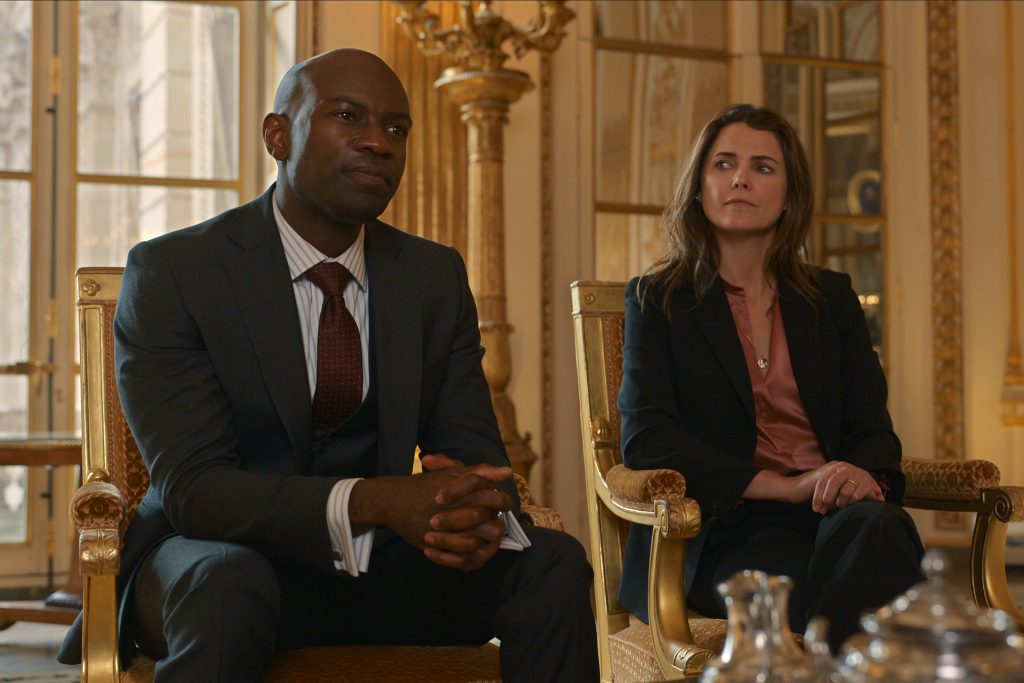 (L to R) David Gyasi as Austin Dennison, Keri Russell as Kate Wyler in episode 108 of The Diplomat.