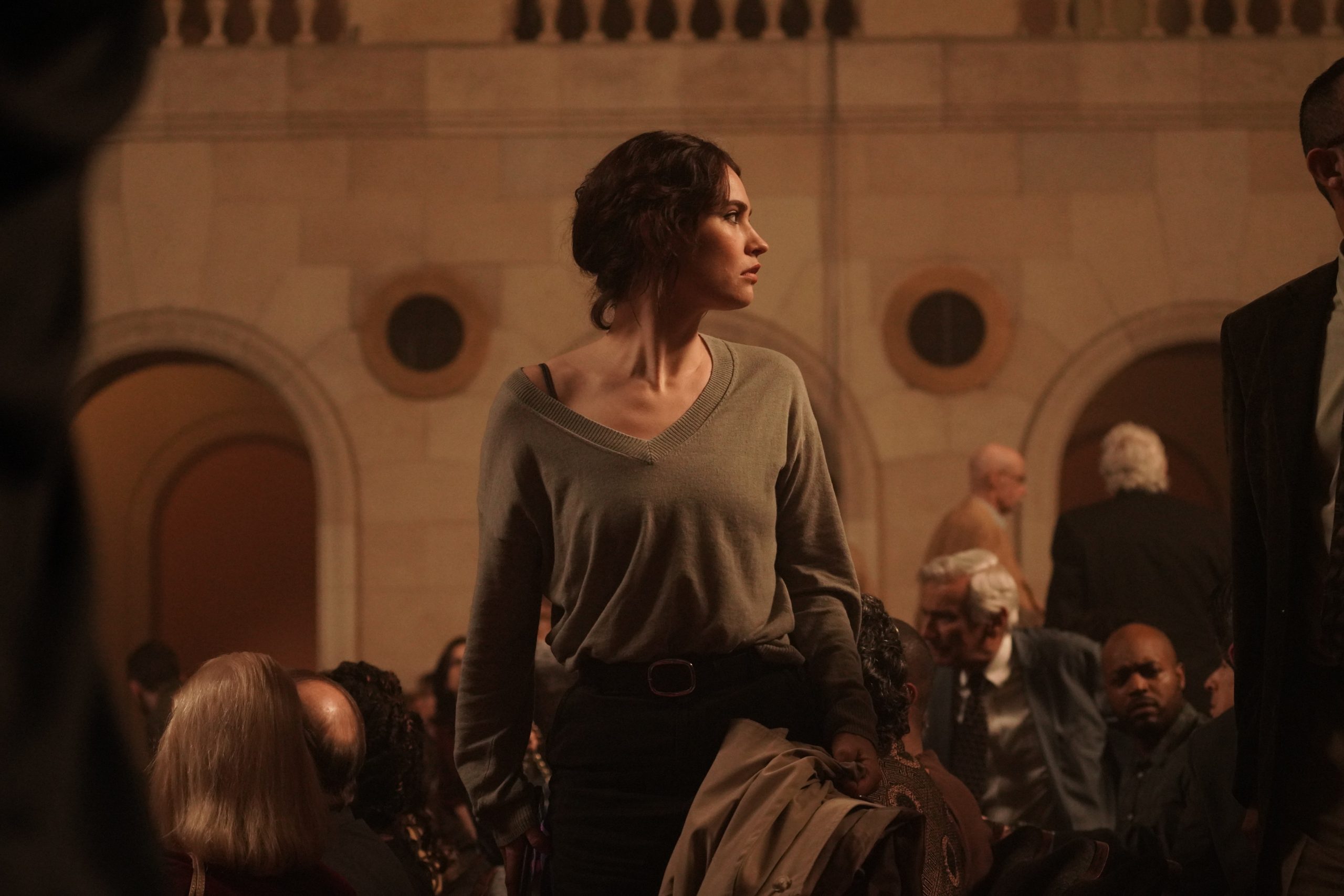 Relay Is a Paranoid Political Thriller in the Vein of the 1970s