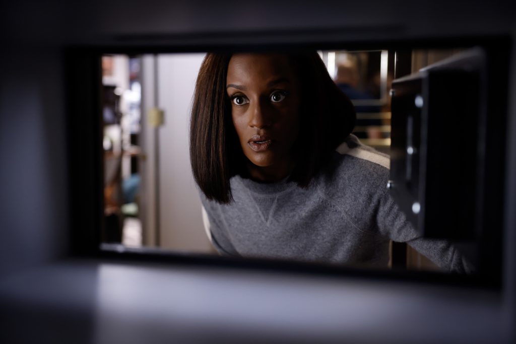 Pictured (L-R): Skye P. Marshall as “Olympia Lawrence” in the second season premiere of MATLOCK, Sunday, Oct. 12 (8:30-9:30 PM, ET/PT) on the CBS Television Network.