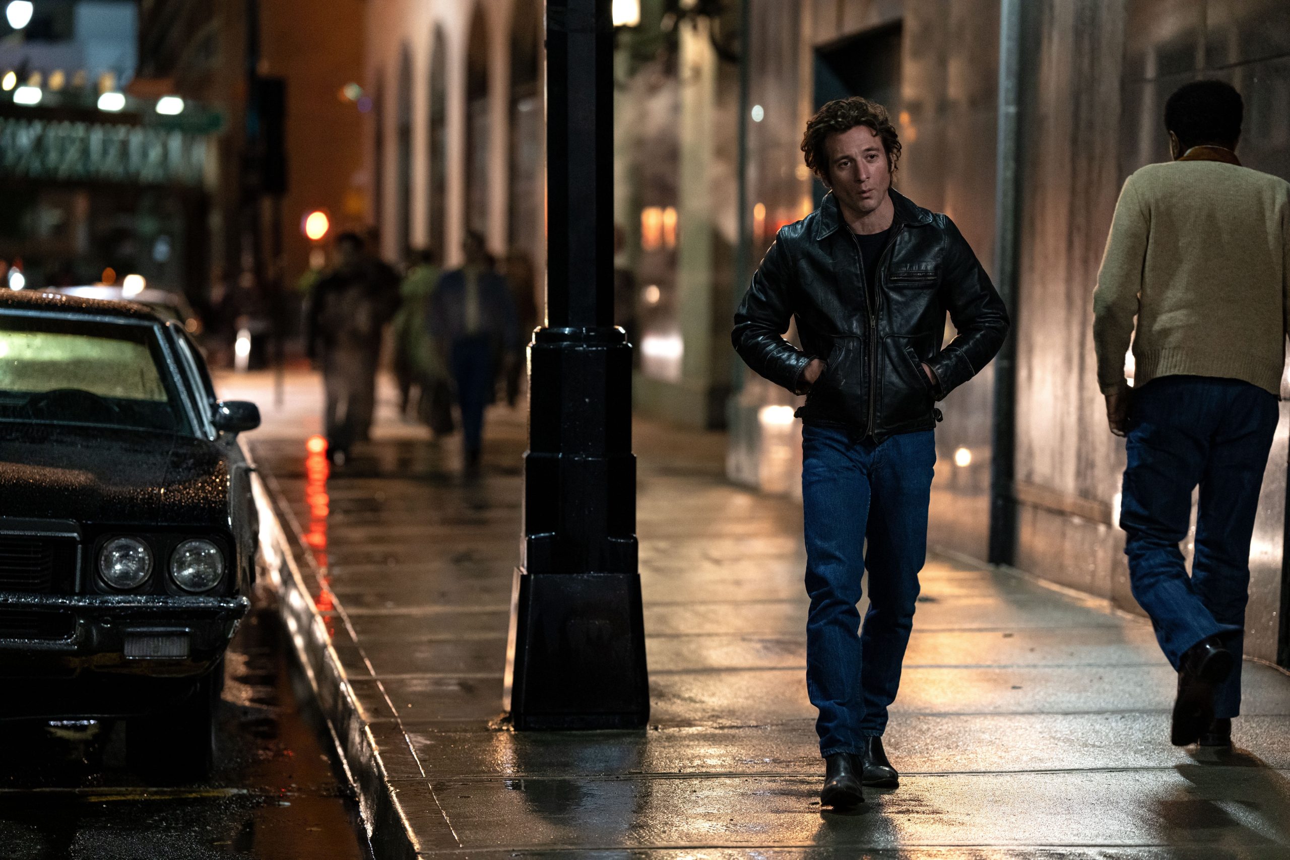 (L-R) Jeremy Allen White as Bruce Springsteen in 20th Century Studios' SPRINGSTEEN: DELIVER ME FROM NOWHERE.