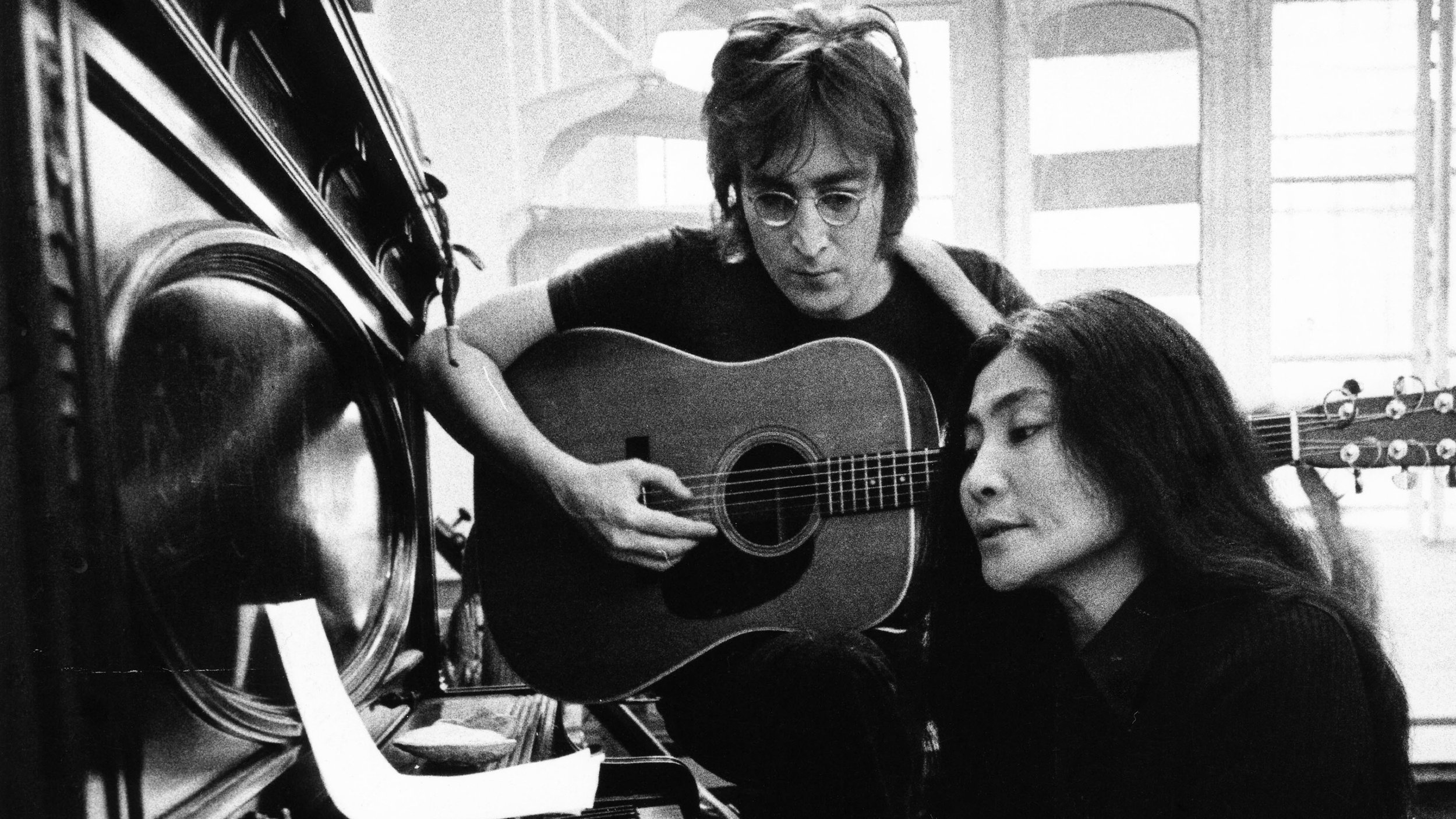 One to One: John & Yoko – An Intimate Portrait of John Lennon and Yoko Ono in 1970s NYC