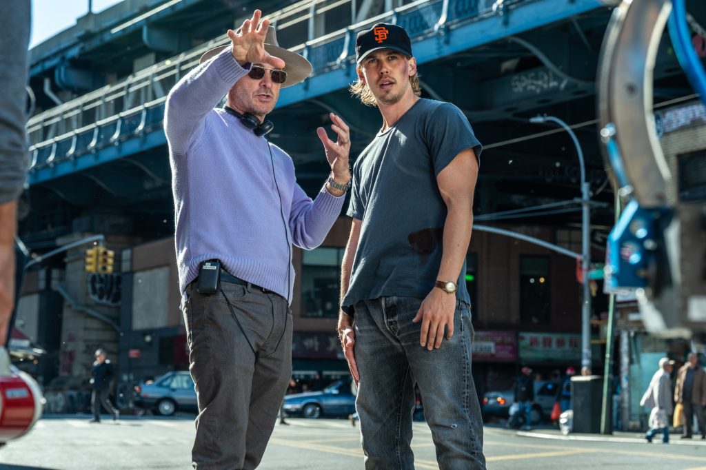 Director Darren Aronofsky and Austin Butler on the New York set of Columbia Pictures’ CAUGHT STEALING.