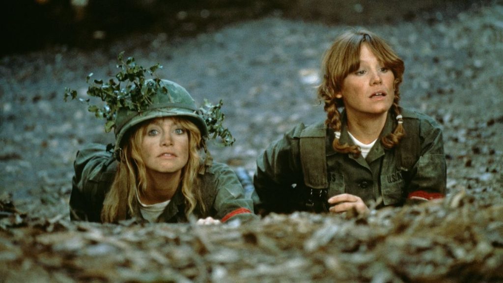 L-R: Goldie Hawn and Mary Kay Place in Private Benjamin.